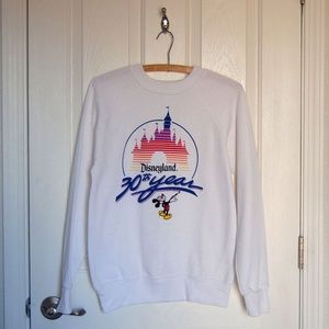 Vintage Mickey Disneyland Sweater size Medium